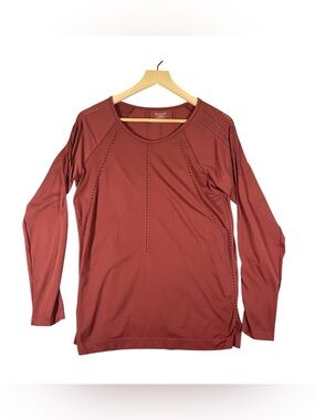 Athleta Long Sleeve Performance Tee in Rust